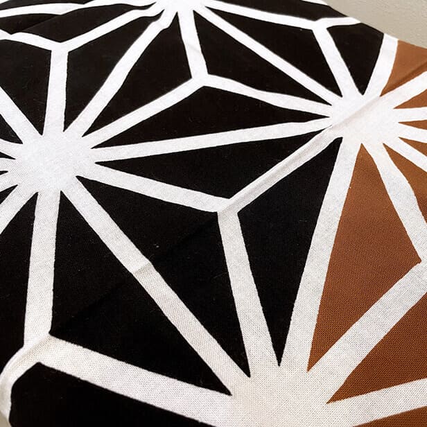 手ぬぐい 「麻の葉(茶黒)」