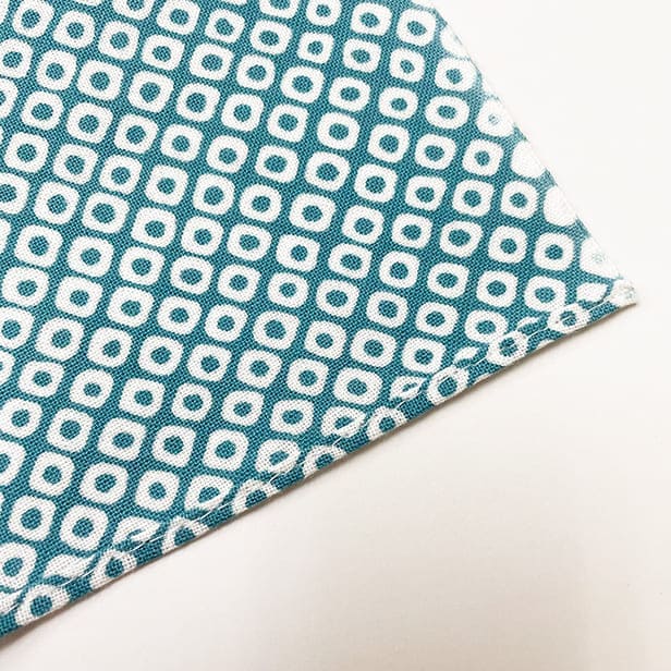 手ぬぐいハンカチ 「疋田（水色）」