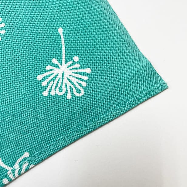 手ぬぐいハンカチ 「わたげ（緑）」