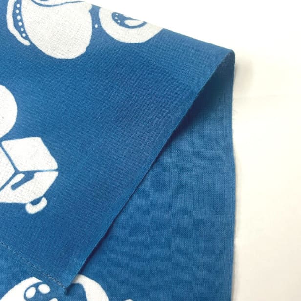 手ぬぐいハンカチ 「纏（青）」