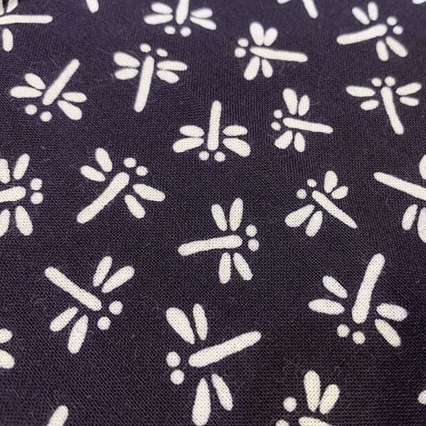 手ぬぐいハンカチ 「トンボ（紺）」