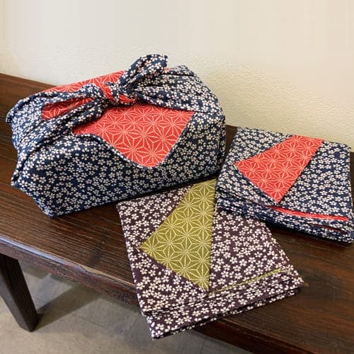 シャンタンチーフ 「小桜/麻の葉(紺)」