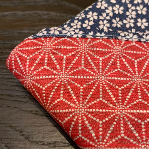 シャンタンチーフ 「小桜/麻の葉(紺)」