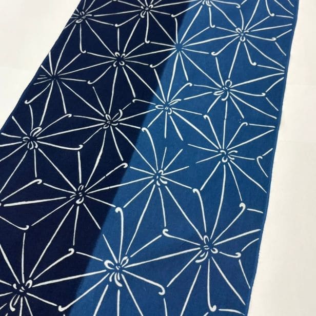 【阿波徳島】 藍染め手ぬぐい「麻の葉」