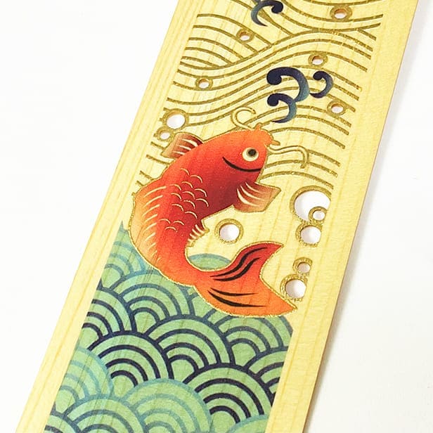 木のしおり（箔押し）「魚」