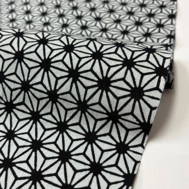 手ぬぐい「麻の葉（黒）」