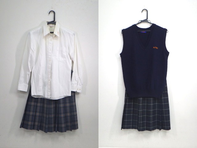 E77 法政大学中学校 長袖シャツ ニットベスト 夏服 冬服スカート Yt86 12dhg 女子制服 高校 セット 中古学生服の専門店 A 制服店 Com