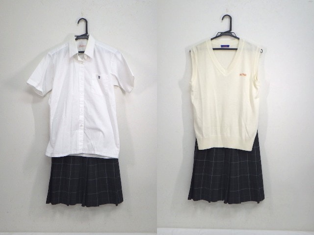 E77 法政大学高校 半袖シャツ ニットベスト 夏服スカート Yt87 1sgcj 女子制服 高校 セット 中古学生服の専門店 A 制服 店 Com