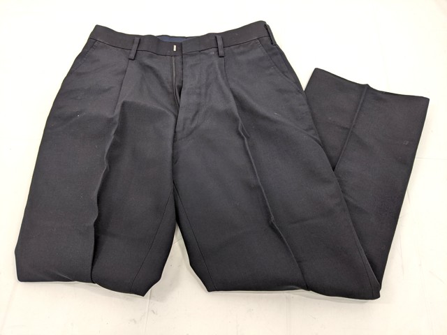 X83 常滑高校 学ラン 黒っぽい紺色+半袖・長袖シャツ+夏服・冬服ズボン X83 常滑高校 学ラン 黒っぽい紺色+半袖・長袖シャツ+夏服・冬服ズボン