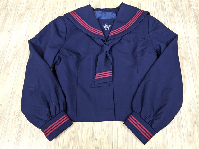 n64 千葉県 太田中学校 冬服・夏服セーラー服+冬服スカート/yt3265【15EUR】