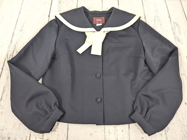 o27 沖縄県 首里高校 女子用学生服 制服 ネクタイ付き冬服セーラー服+冬服スカート/yt7053【15CJE】