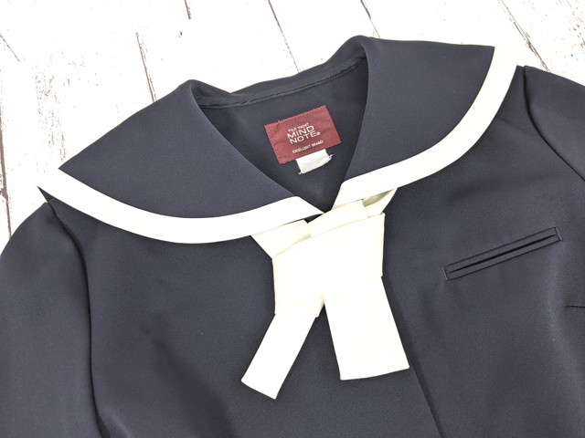 o27 沖縄県 首里高校 女子用学生服 制服 ネクタイ付き冬服セーラー服+冬服スカート/yt7053【15CJE】