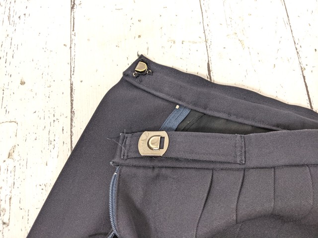 o27 沖縄県 那覇高校 女子用学生服 制服 冬服セーラー服+冬服スカート+ネクタイ/yt7055【15WIK】