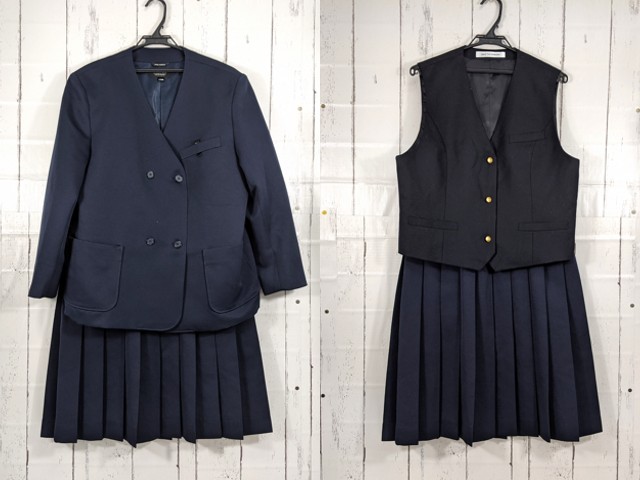 中学校?? 高校?? ブレザー+ベスト+サスペンダー付きスカート