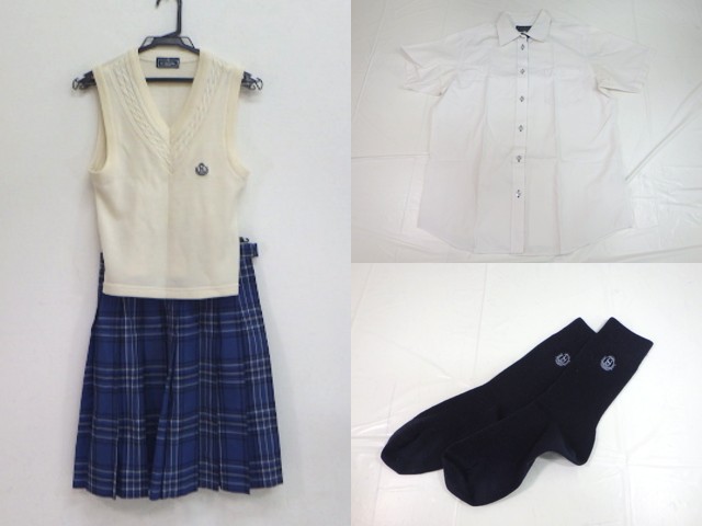 c01 福岡県 博多高校 半袖シャツ+ニットベスト+夏服スカート+ソックス