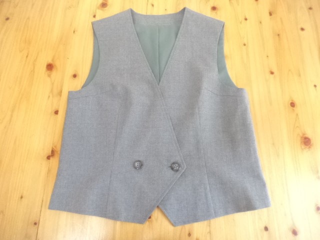 私立慶應義塾女子高等学校■激レア!! 灰色ブレザー制服+ベスト+校章/4og606【15zgdk】