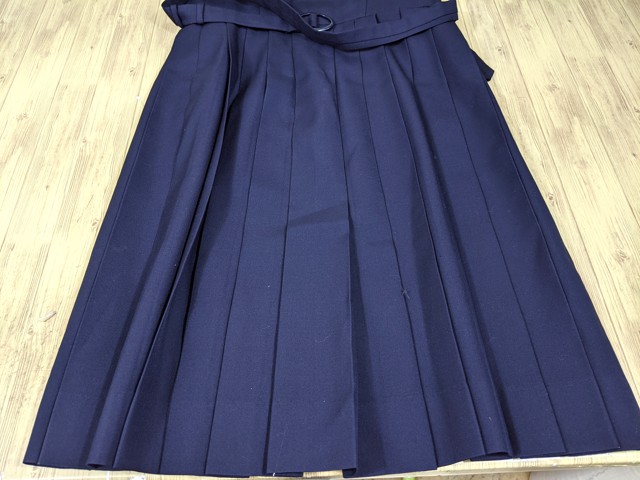 n36 東京都 十文字高校 冬服セーラー服+セーター 訳アリ/yt3328