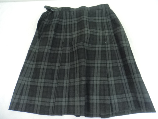 9 中部大学春日丘高等学校 ブレザー サイズ9 冬服スカート Yt0535 14tkm 女子制服 高校 セット 中古学生服の専門店 A 制服店 Com