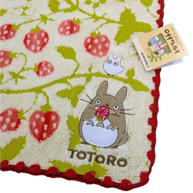 となりのトトロ タオルハンカチ いちごの森 丸眞 ミニタオル スタジオジブリ グッズ キャラクター 抗菌 防臭 25×25cm アップリケ 刺繍