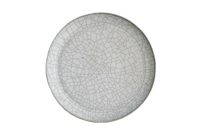 高田志保　炭入り平皿φ23.5cm