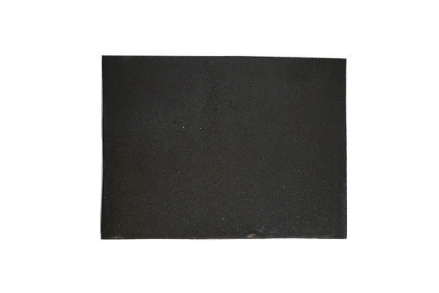 _田志保　黒釉板皿（折敷）21.5×29ｃｍ