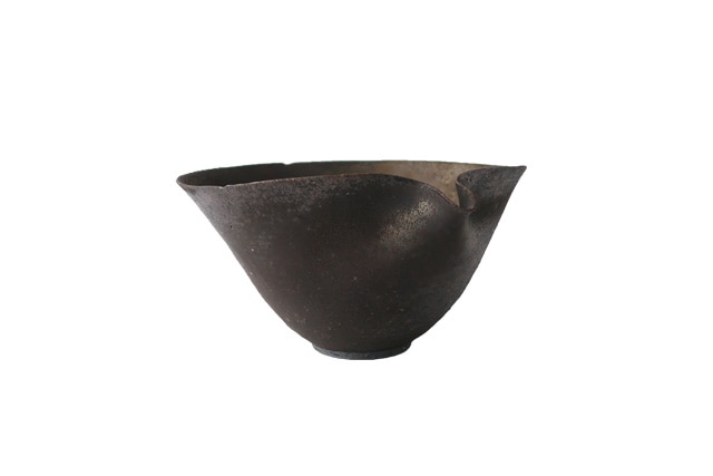 _田志保　黒釉片口φ14ｃｍ