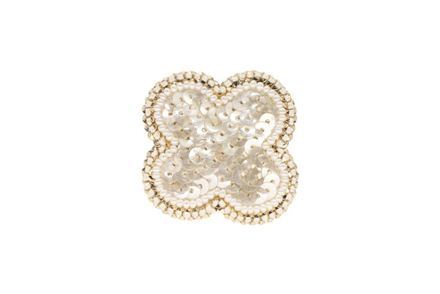 tamas Button・Cross White ブローチ