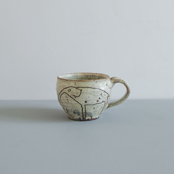 清水しおり　マグカップ　model　O