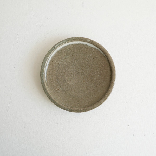 高木剛　灰釉５寸皿　　Φ15.5ｃｍ