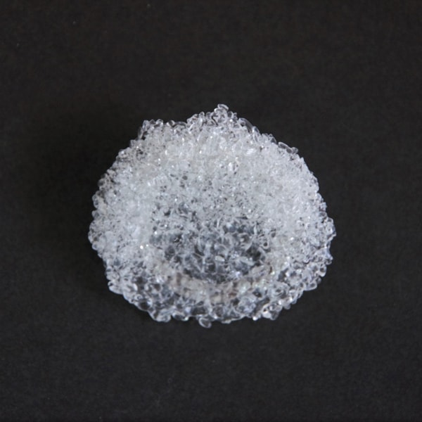 小国香織　ブローチ　雪解B