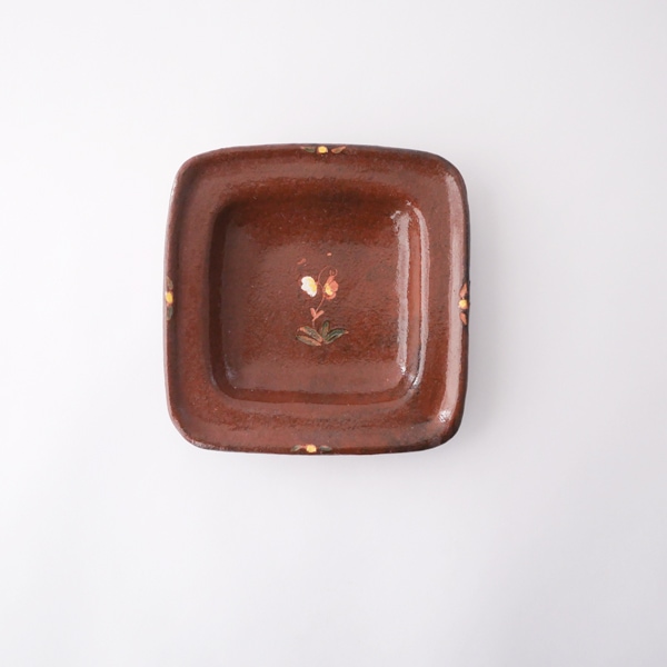 郡司庸久・慶子　絵付け四角皿　小  　model　A　15×15ｃｍ