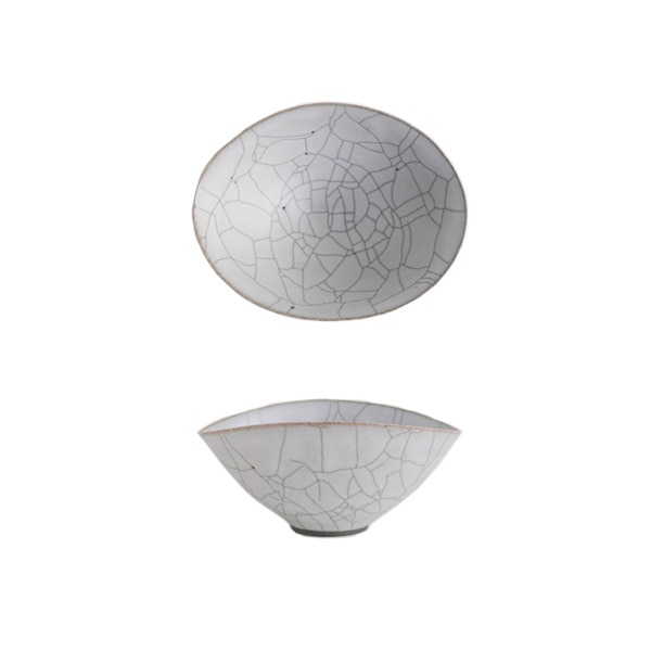 髙田志保　炭入り楕円鉢　中　12×15ｃｍ