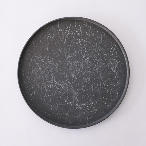 瀬川辰馬　黒土象嵌 切立プレート大　Φ24ｃｍ