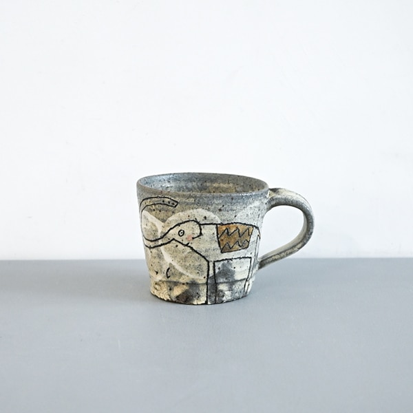 清水しおり｜マグカップ　Model・ZO