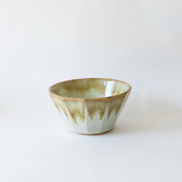 下嶽智美　12角鉢　model：A　Φ12cm