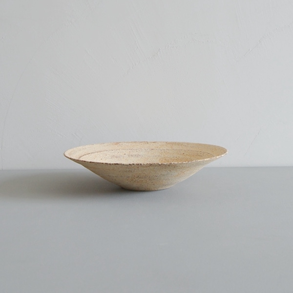 二階堂明弘　やきしめリム皿　（黄）　Φ21ｃｍ　Ｈ4.5ｃｍ（おまかせ）