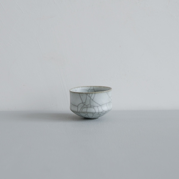 髙田志保　炭入りぐい吞み　D　Φ5.5cm　H4cm