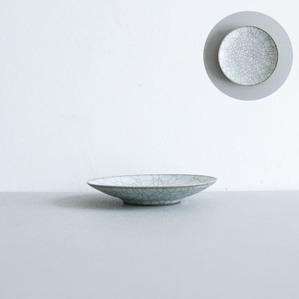 髙田志保　炭入り菓子皿　Φ12.5cm　H2.5cm