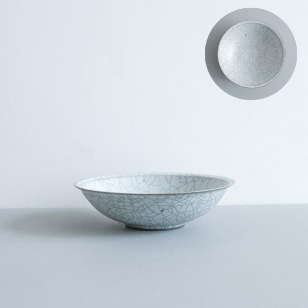 髙田志保　炭入り細リム鉢　φ18.5　H5㎝