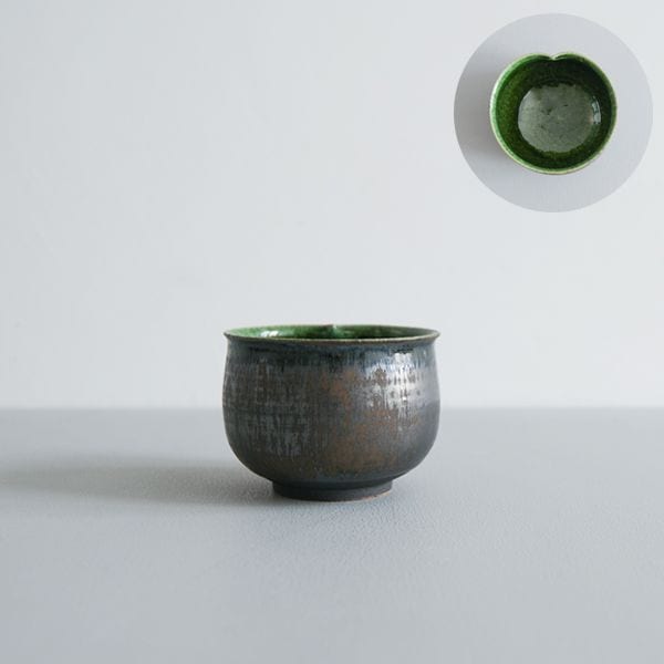黒木泰等　織部一弁フリーボウル　φ8.5cm　H6.5cm　