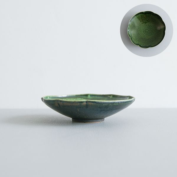 黒木泰等　織部縁付輪花浅鉢　φ14.5cm　H4cm　