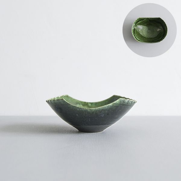 黒木泰等　織部なみなみ舟形小鉢　10×13.5cm　H5.5cm　