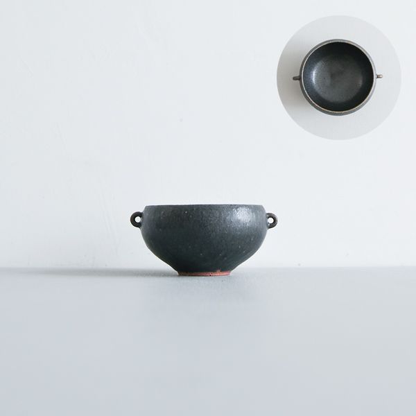 黒木泰等　黒滴釉両耳丸豆鉢　φ10.5cm　H4.5cm　