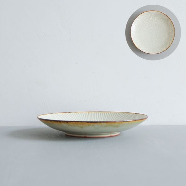 黒木泰等　灰釉鎬六寸皿　Φ18cm　H3cm