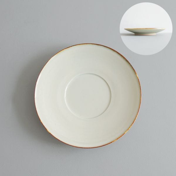 黒木泰等　灰釉八寸リム平皿　Φ23.5cm　H3.5cm