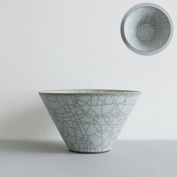 髙田志保　炭入り角丼　Φ16.5cm　H9.5cm