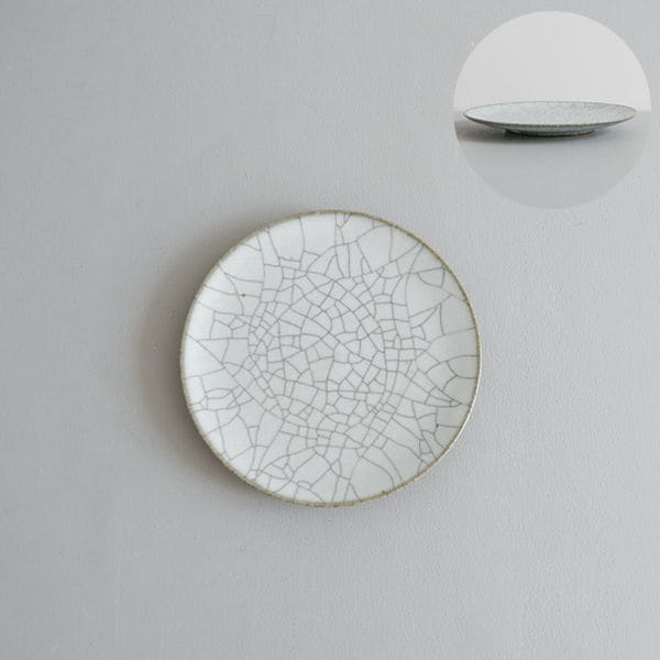 髙田志保　炭入り取り皿　φ14㎝　H2㎝