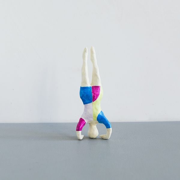 福田十糸子　さかだち　　Model：C