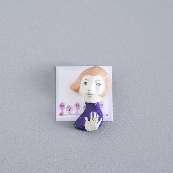 福田十糸子　ブローチ金の指輪のひと　D