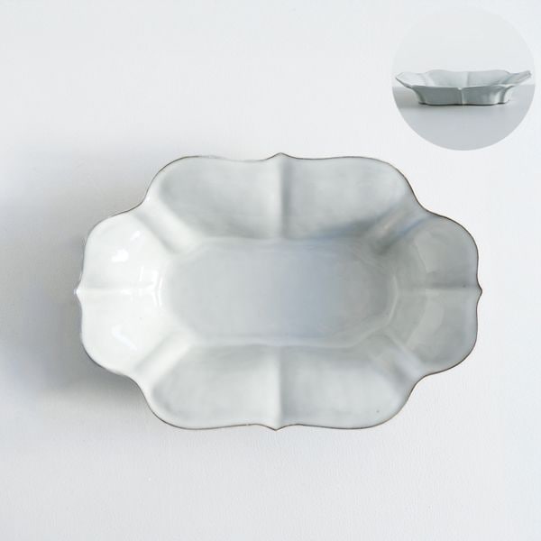 上國料正記　輪花長方鉢　白　19㎝×27.5㎝